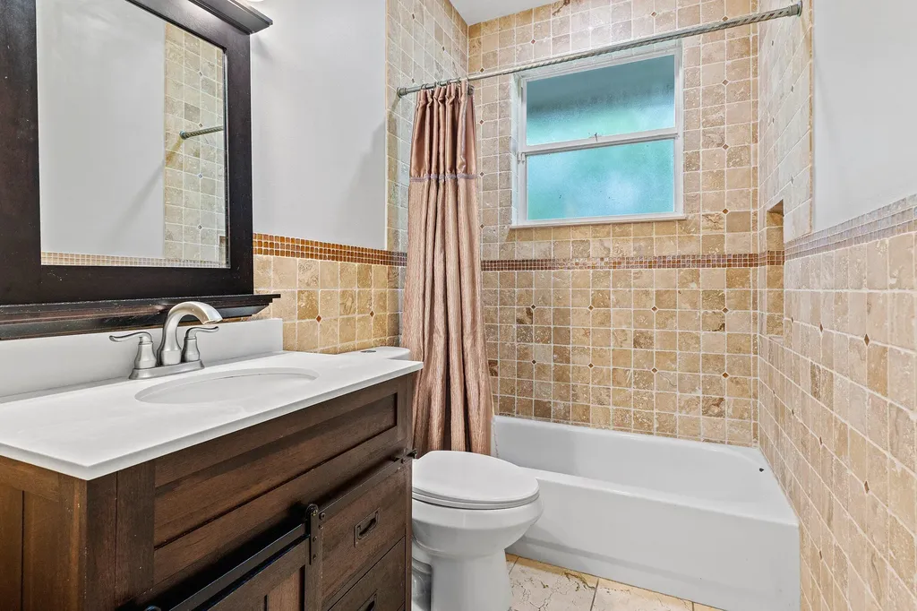 6867 NW 107th Terrace Parkland FL 33076