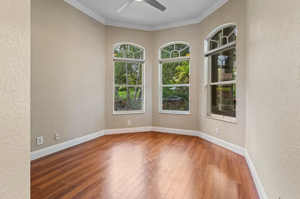 6867 NW 107th Terrace Parkland FL 33076