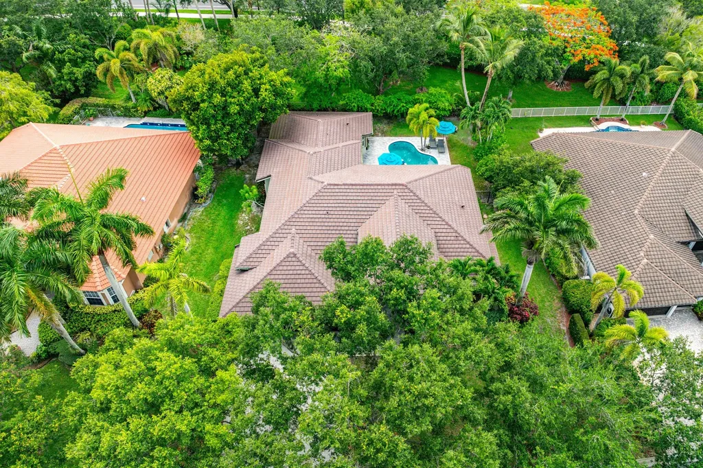 6867 NW 107th Terrace Parkland FL 33076
