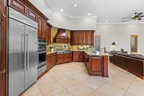 6867 NW 107th Terrace Parkland FL 33076
