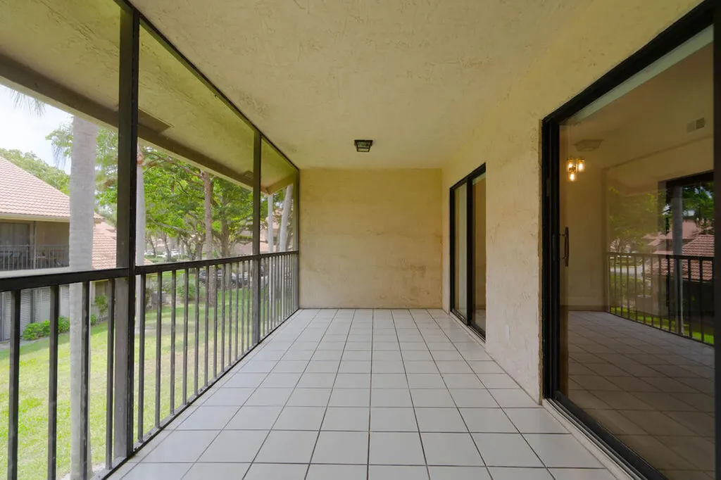 5710 Coach House Circle Boca Raton FL 33486