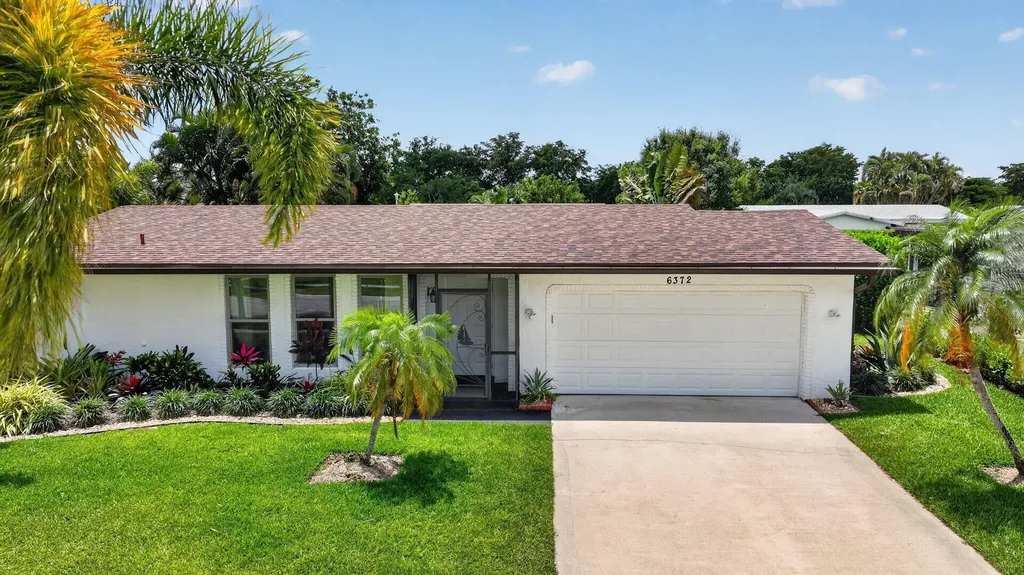6372 Sleepy Willow Way Delray Beach FL 33484