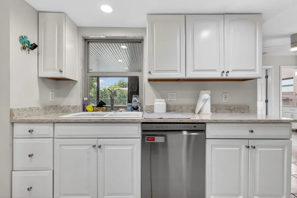 6372 Sleepy Willow Way Delray Beach FL 33484