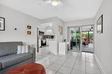 6372 Sleepy Willow Way Delray Beach FL 33484