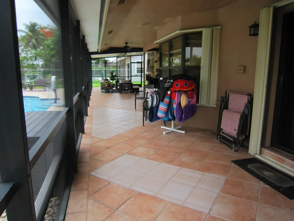 5531 Hawkes Bluff Avenue Davie FL 33331