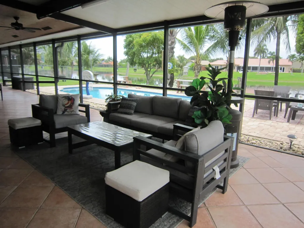 5531 Hawkes Bluff Avenue Davie FL 33331