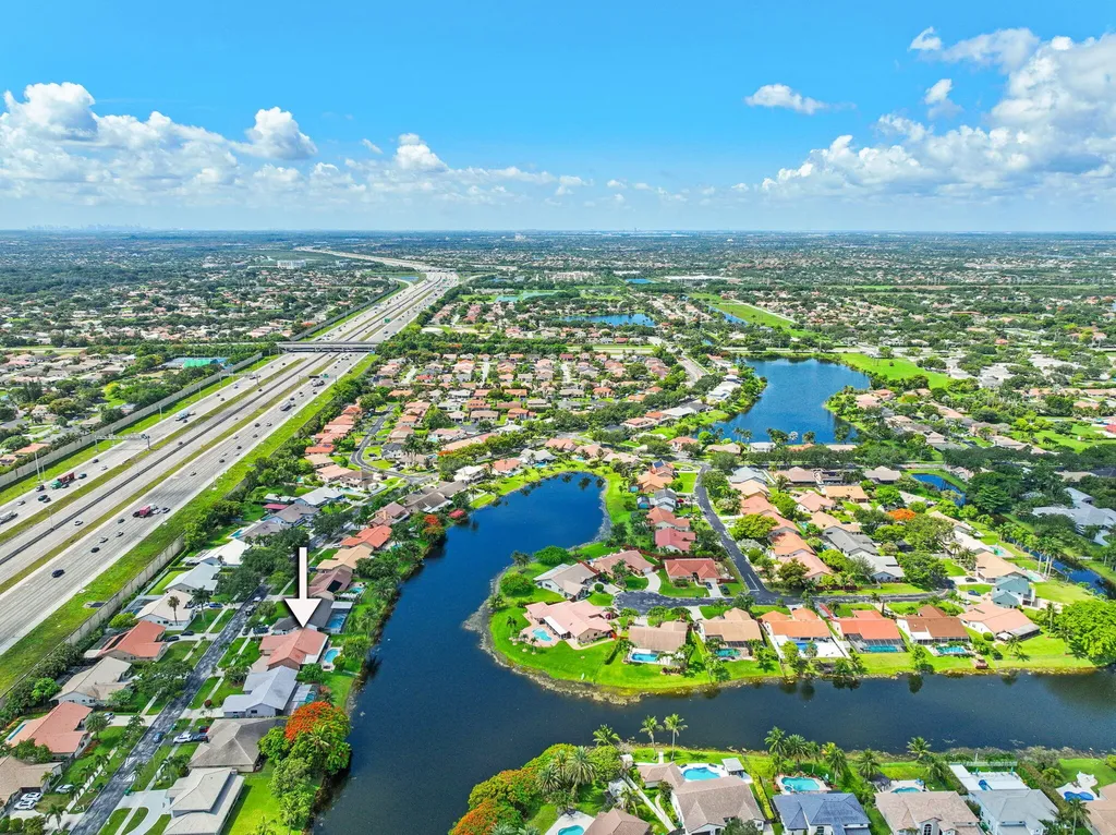5531 Hawkes Bluff Avenue Davie FL 33331