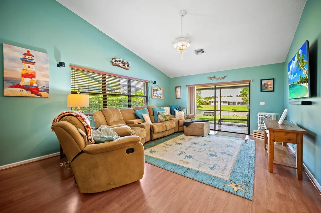 5531 Hawkes Bluff Avenue Davie FL 33331