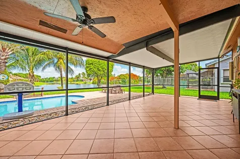 5531 Hawkes Bluff Avenue Davie FL 33331