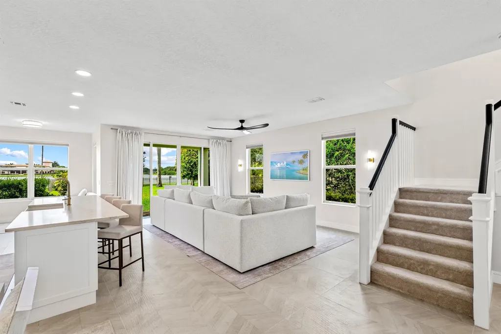 1570 NW 48th Place Boca Raton FL 33431