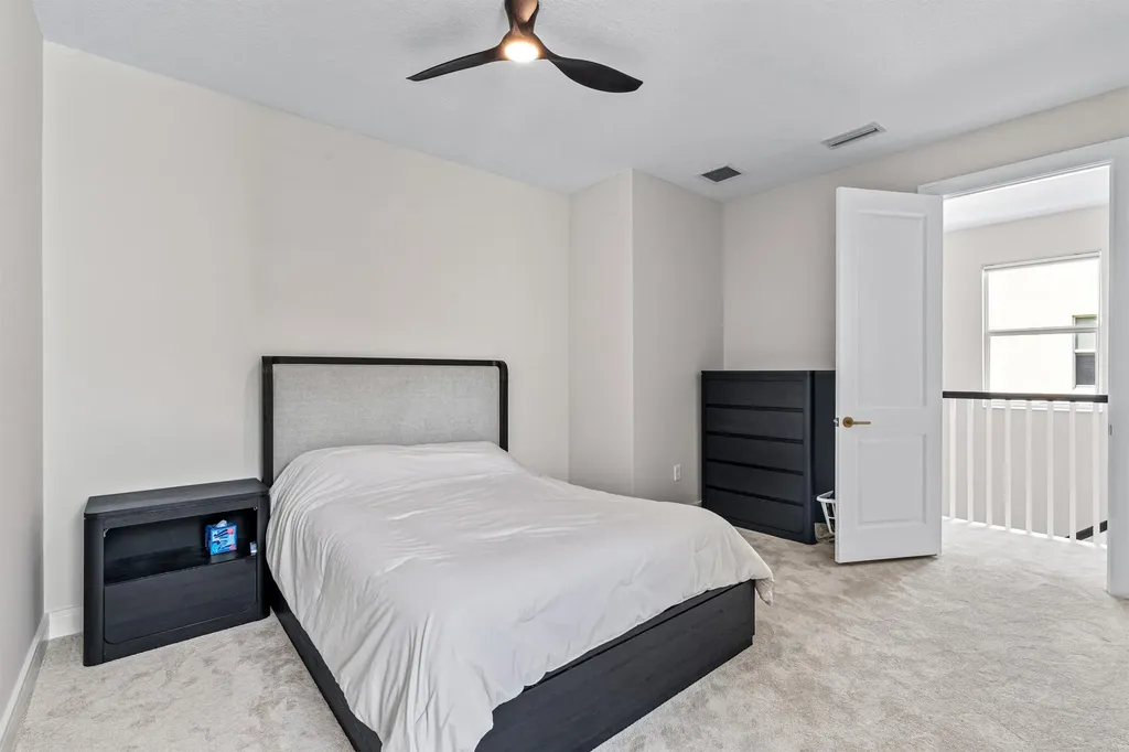 1570 NW 48th Place Boca Raton FL 33431