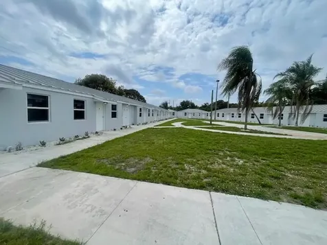 4383 Windsor Avenue West Palm Beach FL 33407