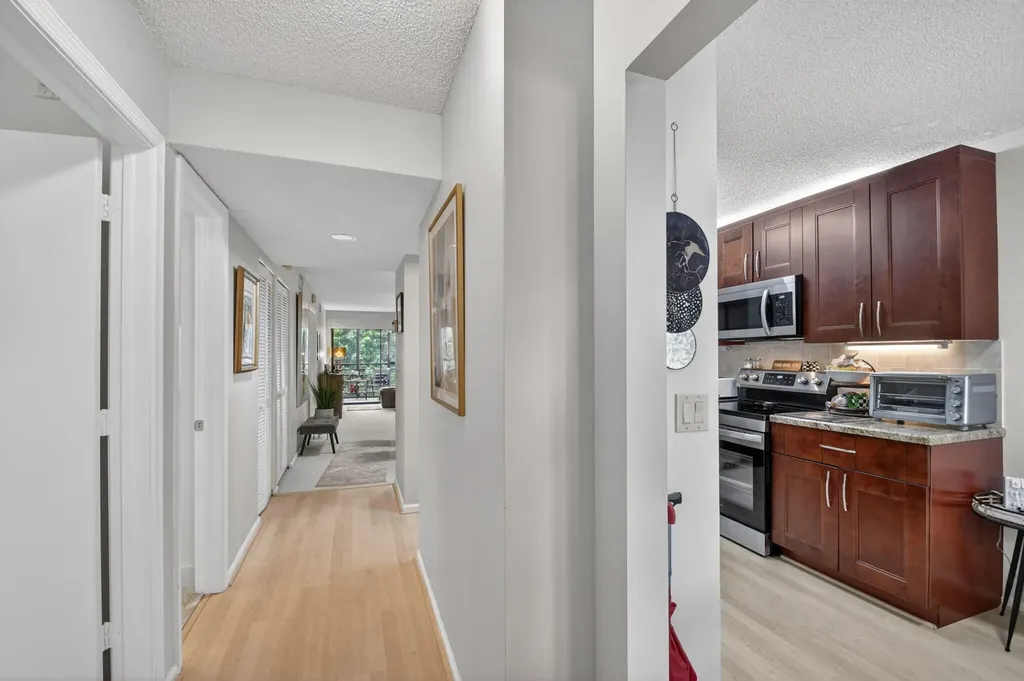 10173 Mangrove Drive Boynton Beach FL 33437