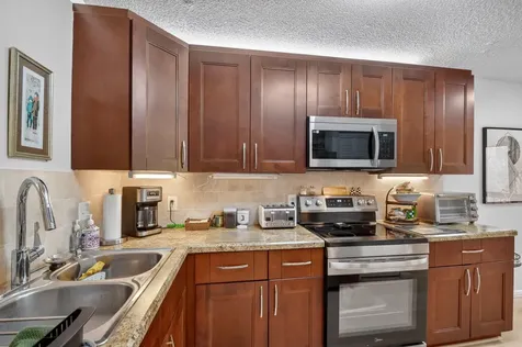 10173 Mangrove Drive Boynton Beach FL 33437