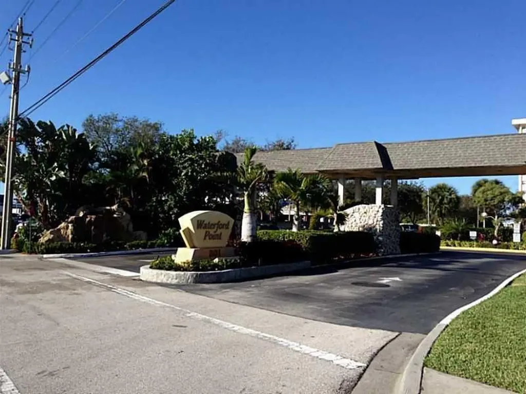 801 S Federal Highway Pompano Beach FL 33062