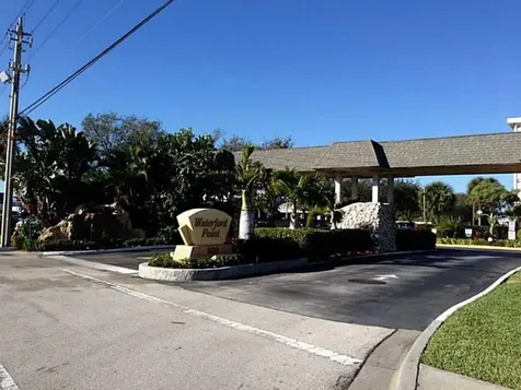 801 S Federal Highway Pompano Beach FL 33062