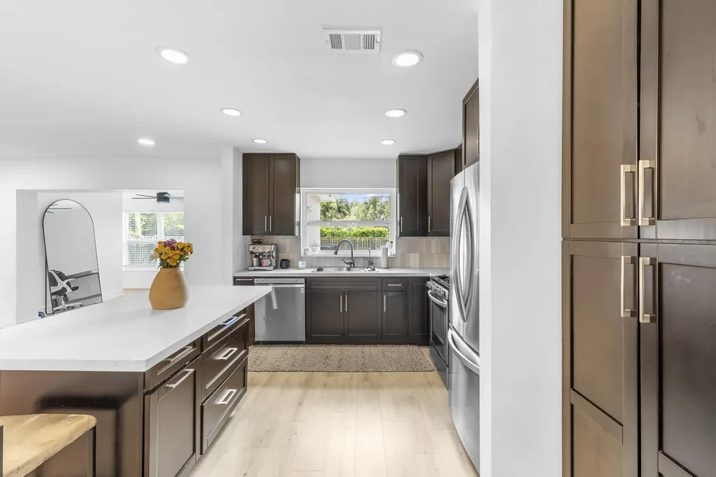 12350 NW 29th Street Sunrise FL 33323