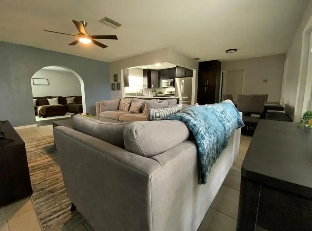 12350 NW 29th Street Sunrise FL 33323