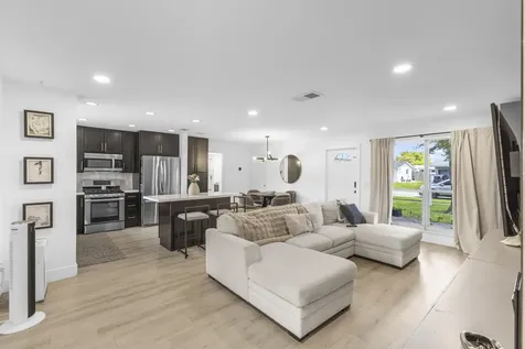 12350 NW 29th Street Sunrise FL 33323