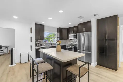 12350 NW 29th Street Sunrise FL 33323