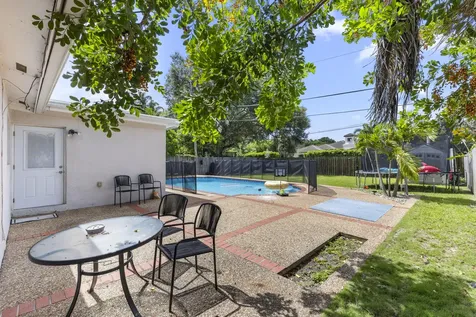 12350 NW 29th Street Sunrise FL 33323