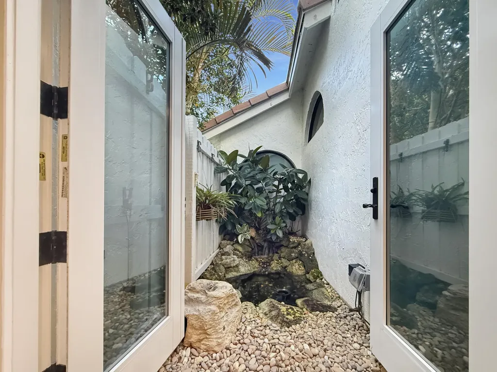 240 Sherwood Forest Drive Delray Beach FL 33445