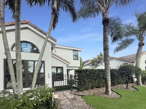 240 Sherwood Forest Drive Delray Beach FL 33445