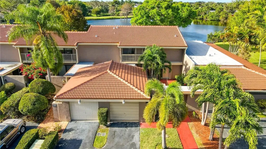 103 St Andrews Road Hollywood FL 33021
