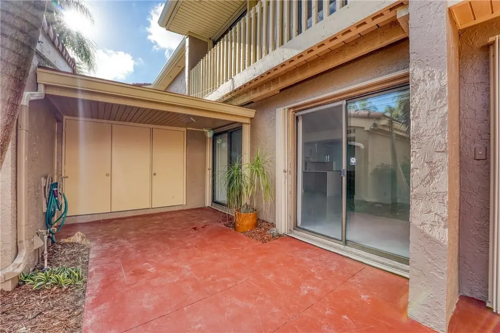 103 St Andrews Road Hollywood FL 33021