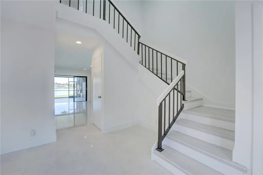 103 St Andrews Road Hollywood FL 33021