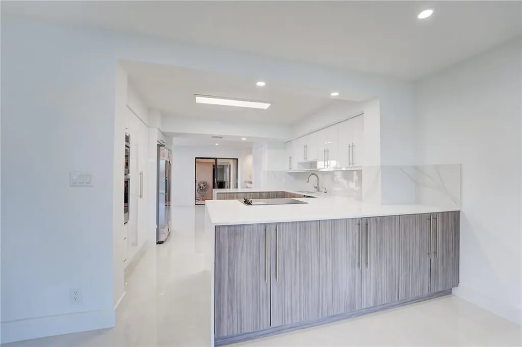 103 St Andrews Road Hollywood FL 33021