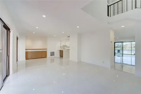103 St Andrews Road Hollywood FL 33021