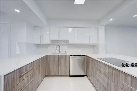 103 St Andrews Road Hollywood FL 33021