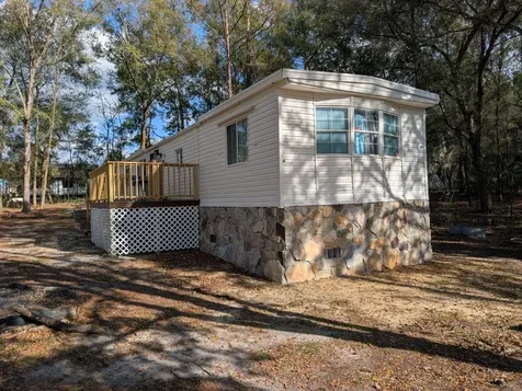 134 John Street Hawthorne FL 32640