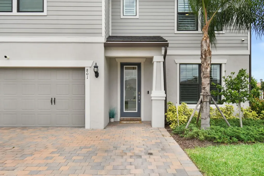 801 SE Courances Drive Port St Lucie FL 34984