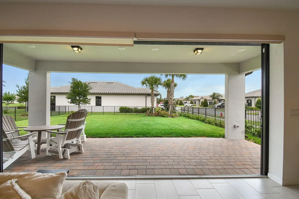 801 SE Courances Drive Port St Lucie FL 34984