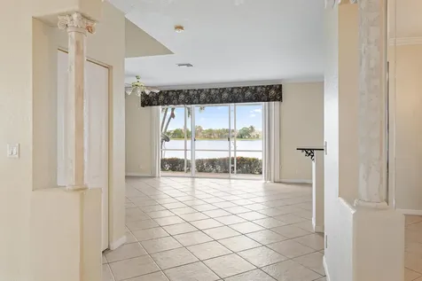 144 Berenger Walk Royal Palm Beach FL 33414