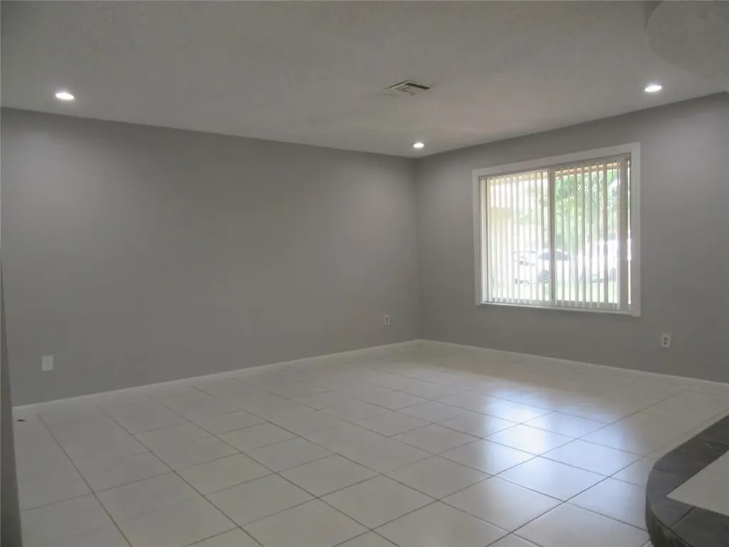4100 NW 110th Avenue Coral Springs FL 33065