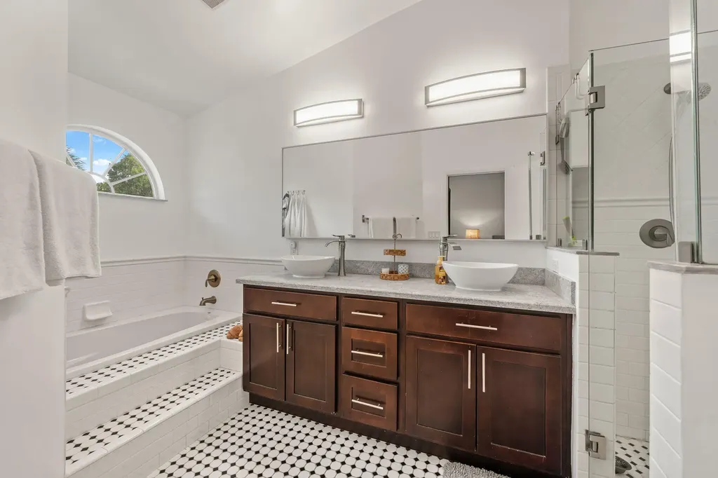 5250 Sapphire Valley Boca Raton FL 33486