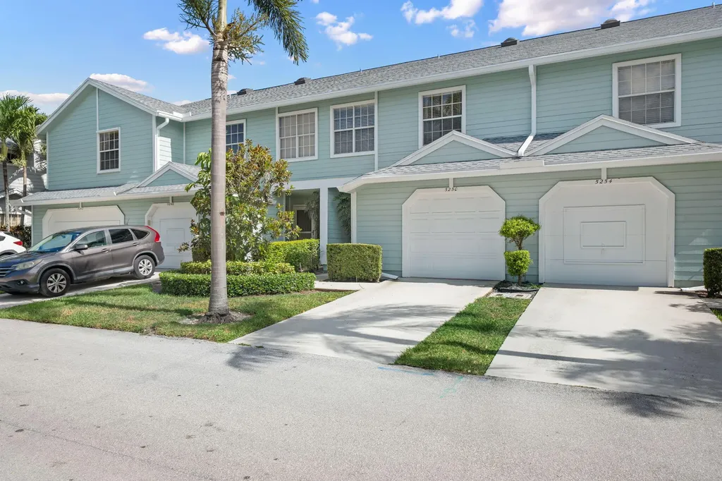5250 Sapphire Valley Boca Raton FL 33486
