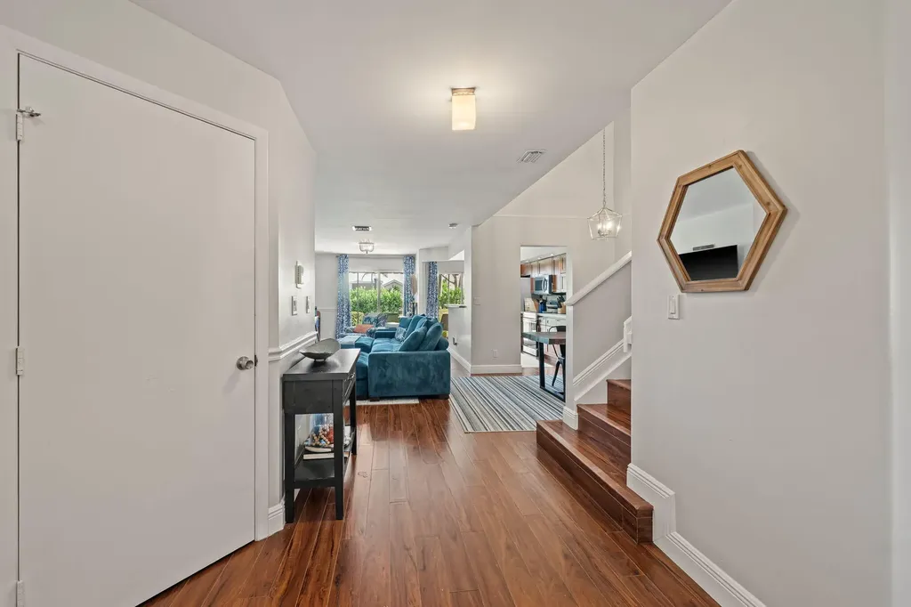 5250 Sapphire Valley Boca Raton FL 33486