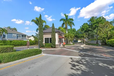 5250 Sapphire Valley Boca Raton FL 33486