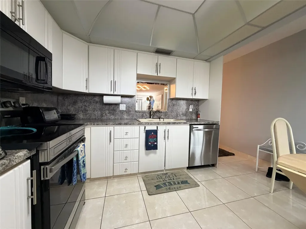 2304 Lucaya Lane Coconut Creek FL 33066