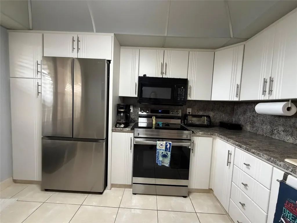 2304 Lucaya Lane Coconut Creek FL 33066