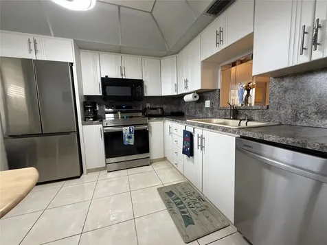 2304 Lucaya Lane Coconut Creek FL 33066