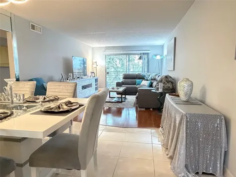 2304 Lucaya Lane Coconut Creek FL 33066