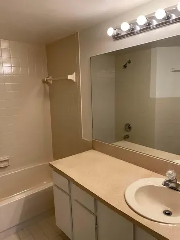211 Lake Pointe Drive Oakland Park FL 33309
