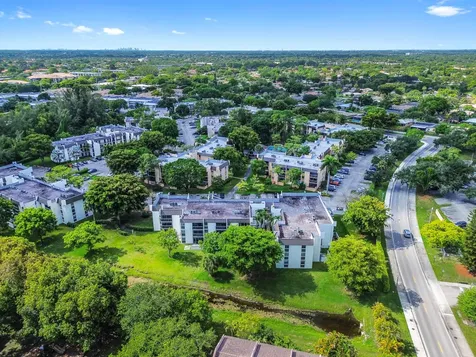 8441 Forest Hills Drive Coral Springs FL 33065