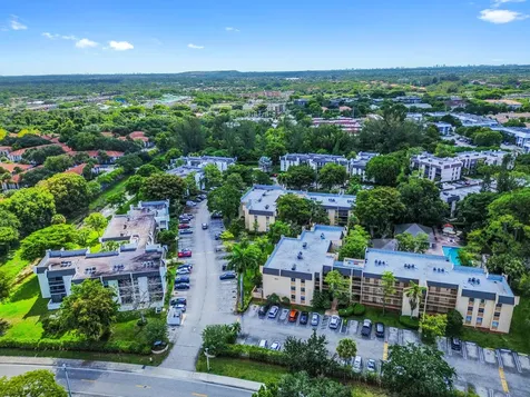 8441 Forest Hills Drive Coral Springs FL 33065