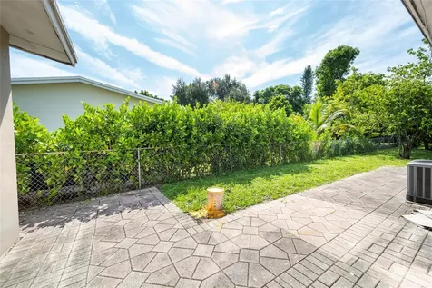 2726 Adams Street Hollywood FL 33020